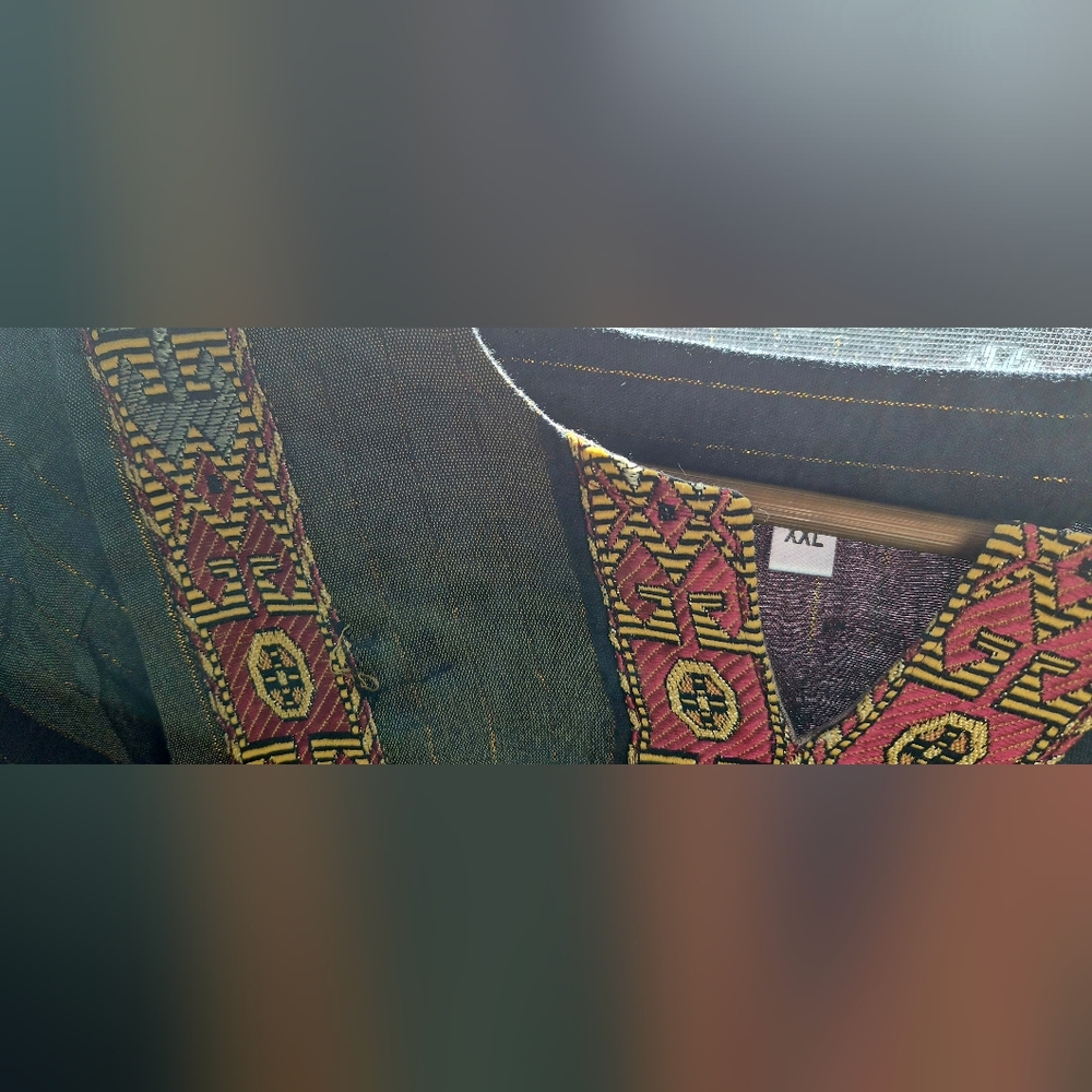 Embroidered West African Dashiki with Geometric Patterns